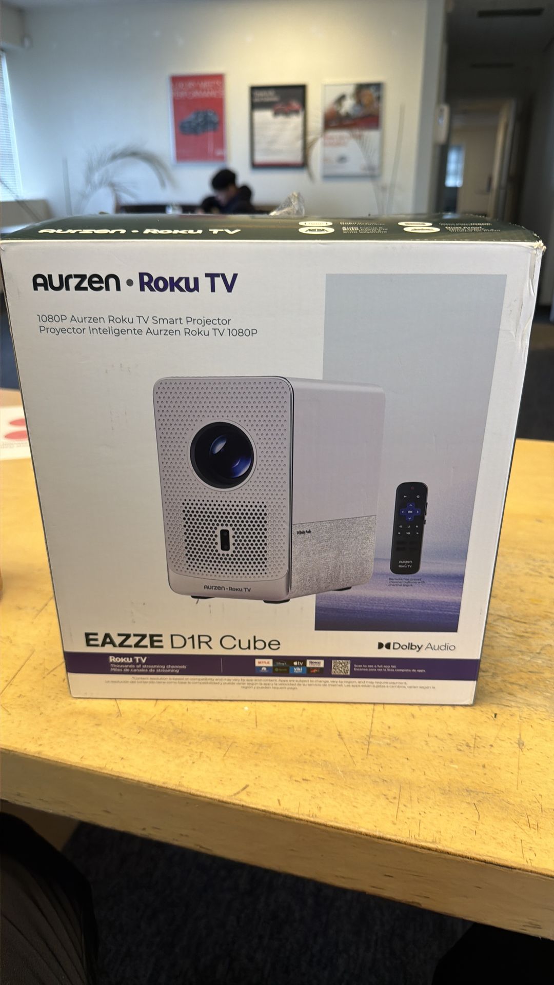 Aurzen Roku tv projector