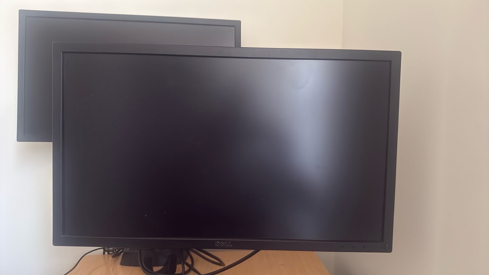 Dell Monitoring 32 Inches