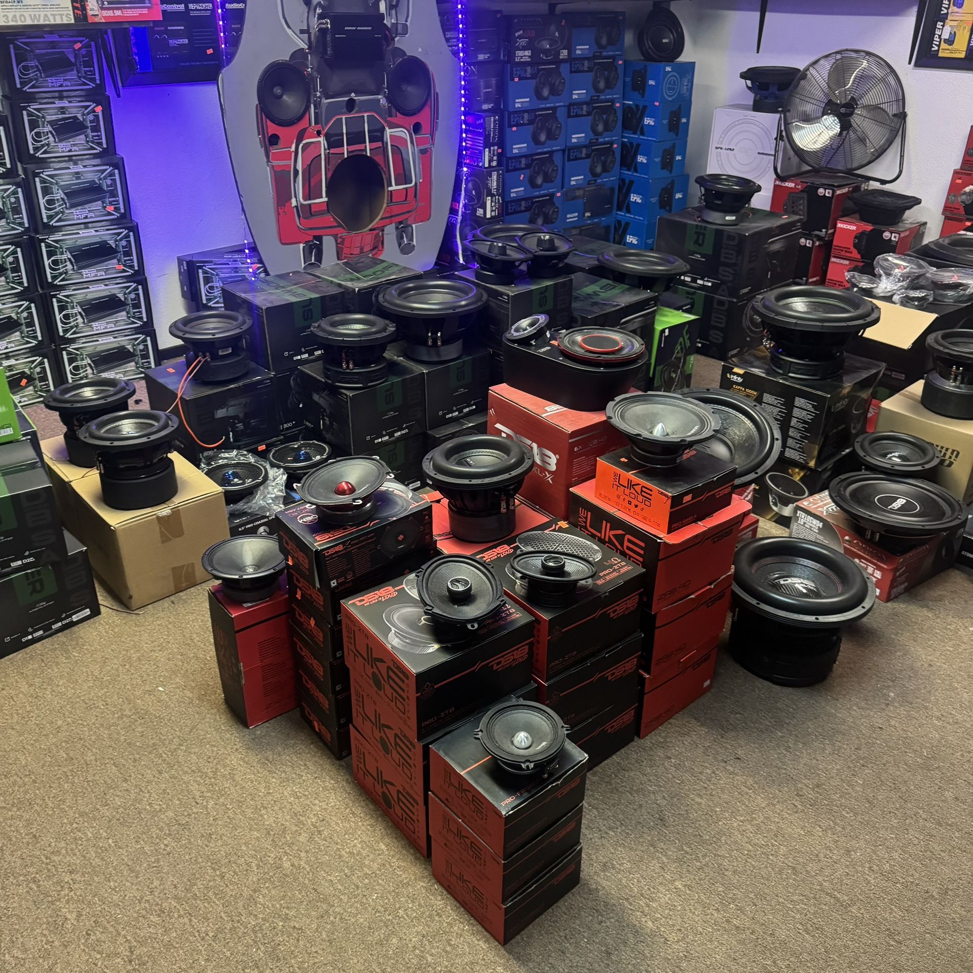 Best Prices For Black Friday , DS18 DEAF BONCE Nemesis Audio Special This Week! Same Day Install , Mismo Dia Install, Subwoofers Speakers Stereos Pane