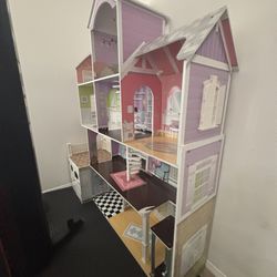 Grand Mansion Dollhouse