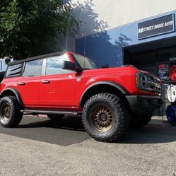Ford Bronco 2inch Readylift Kit $765 Installed And Aligning