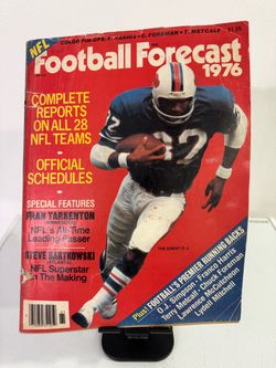 1976 NFL Football Forecast Magazine---O.J. Simpson Excellent