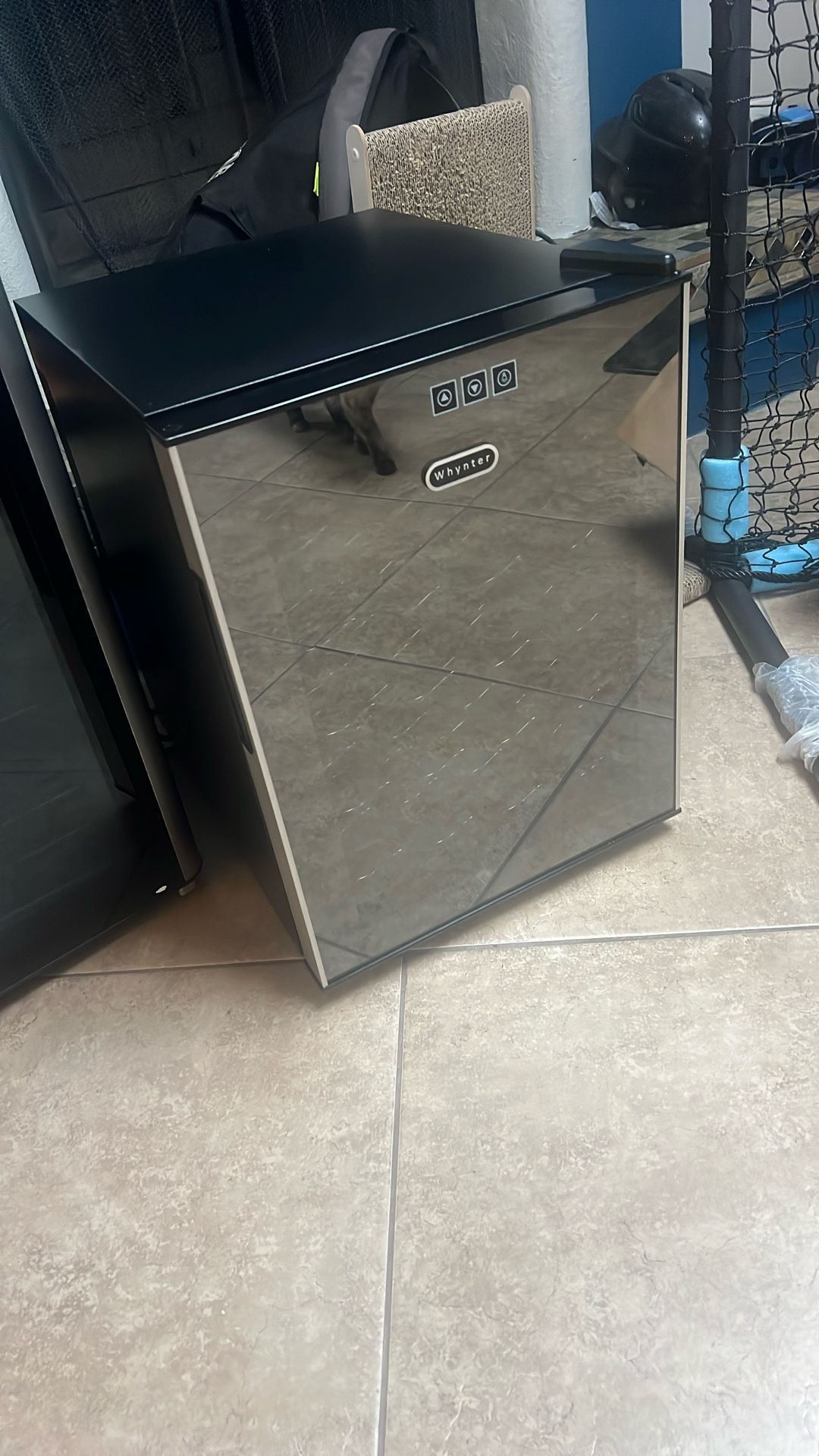 Whynter Mini Wine Fridge