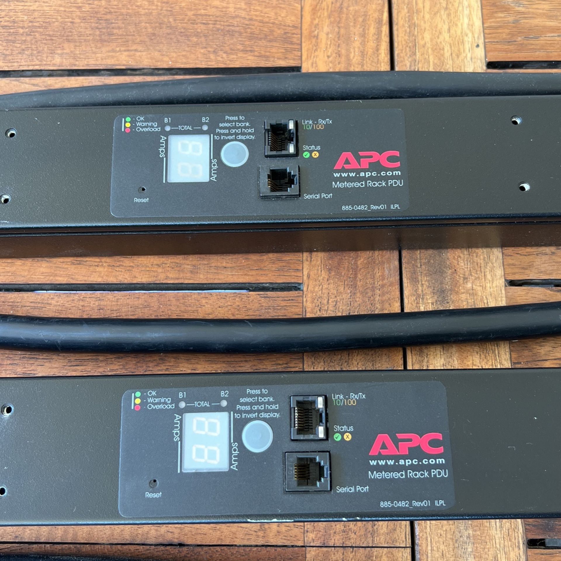 APC AP7841 PDU 208V 30A Metered Rack Rackable Power Strip PDU