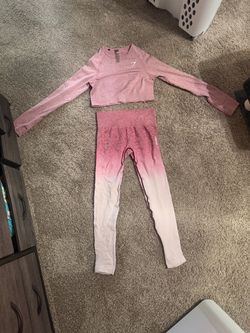 Gymshark Pink Ombre Two-Piece Set