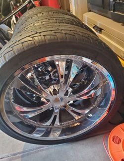 24" Rims And Tires 305/35R24