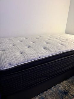 Beauty rest silver 14.75”Twin mattress w/ pillow top