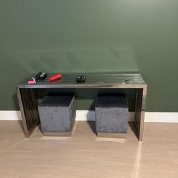 Sideboard Table Credenza And 2 Ottomans