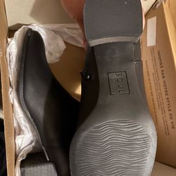 Naturalizer Boots size 8