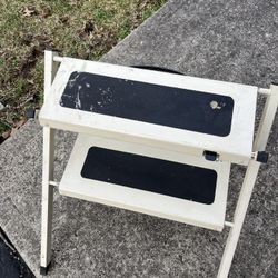 Black & Decker Heavy Duty Steel Foldable 2 Steps Ladder 