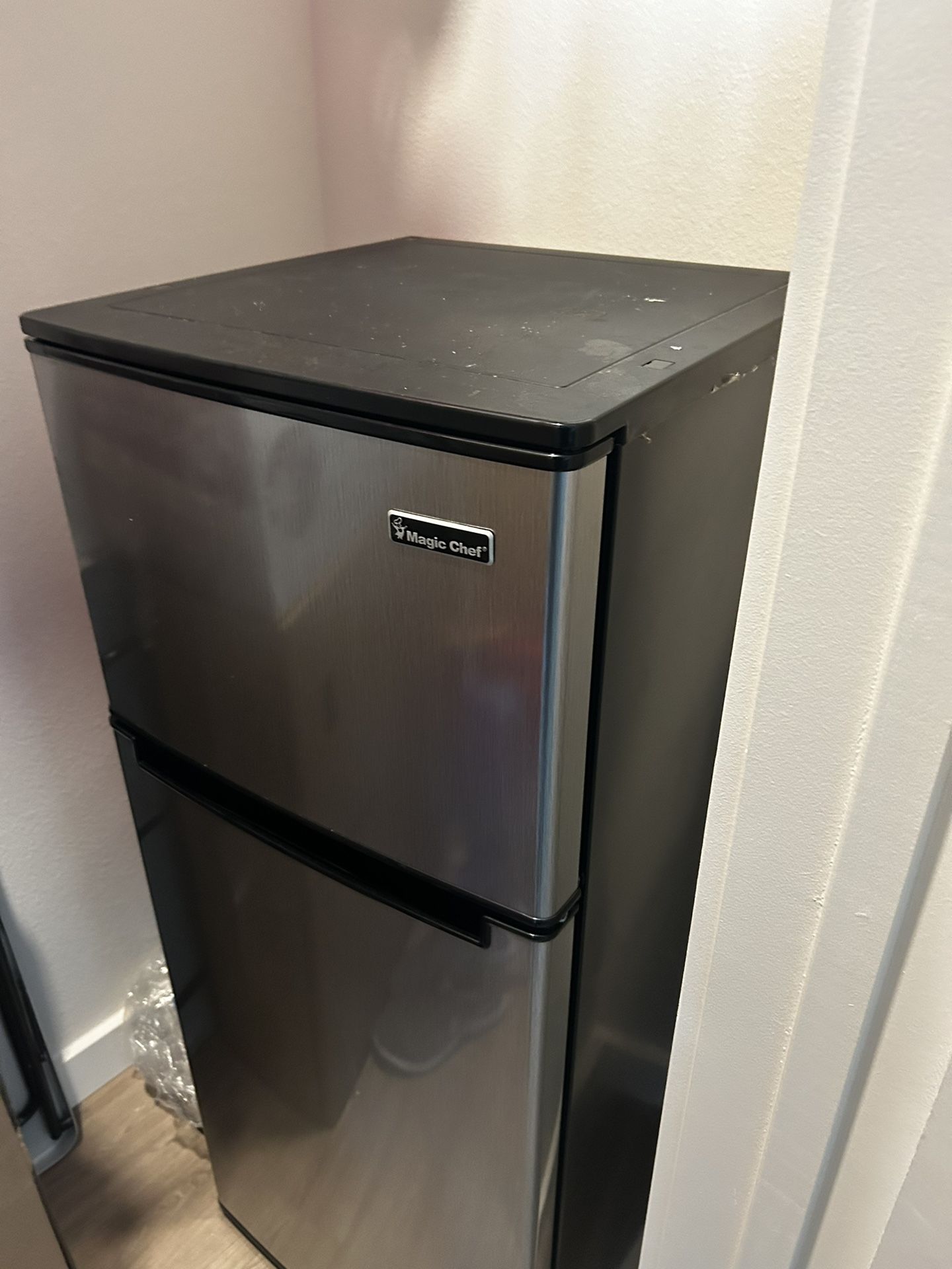 Tall Mini Refrigerator for Sale in Richmond, TX OfferUp