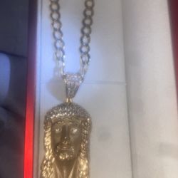 14k Solid Cuban Curb Two Tone Chain 4.8 MM-20inch With Jesus Piece Pendant 