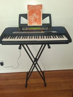 Yamaha PSR-540 Keyboard