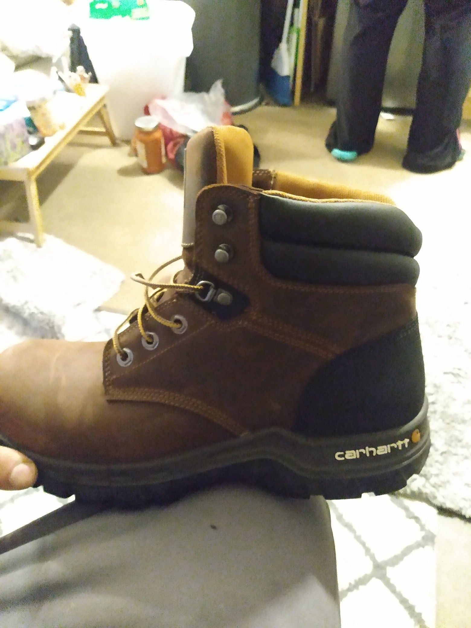 Bran new Carhartt work boots size 12