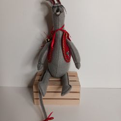 Vintage Felt Christmas Mouse Elves Elf with Jingle Bell Countrycore Grannycore 