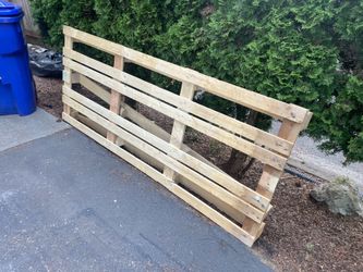 Free wood Pallet - firewood for fire or project