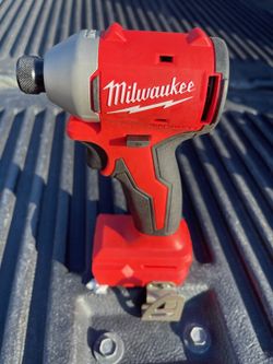 Milwaukee 18v Compact 1/4 In. Hex Impact Drill