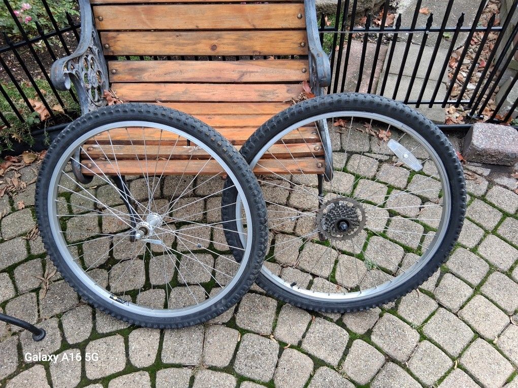 Mountain Bike Tires And Rims 26 By 1.95
