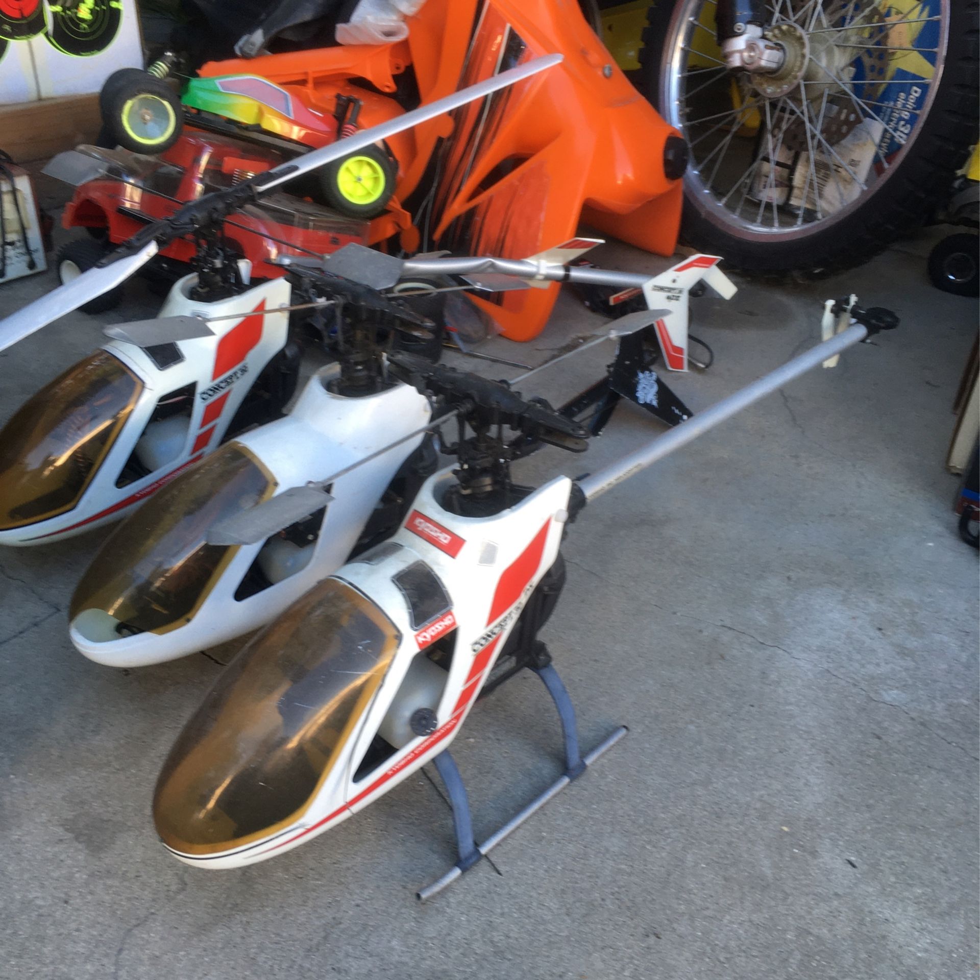 Rc Helicopter Kyosho Concept 30 X3