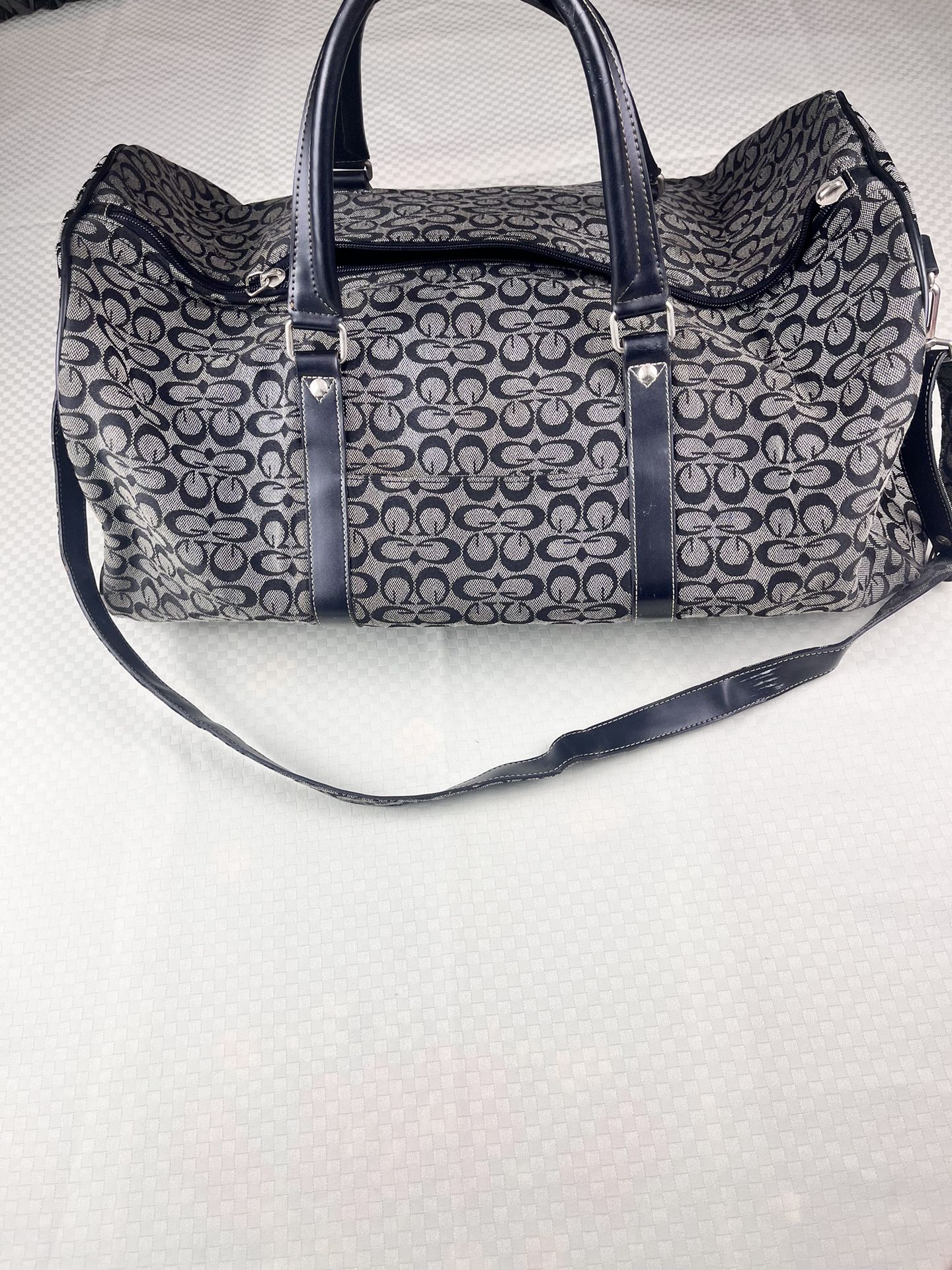 Unbranded Travel Bag 