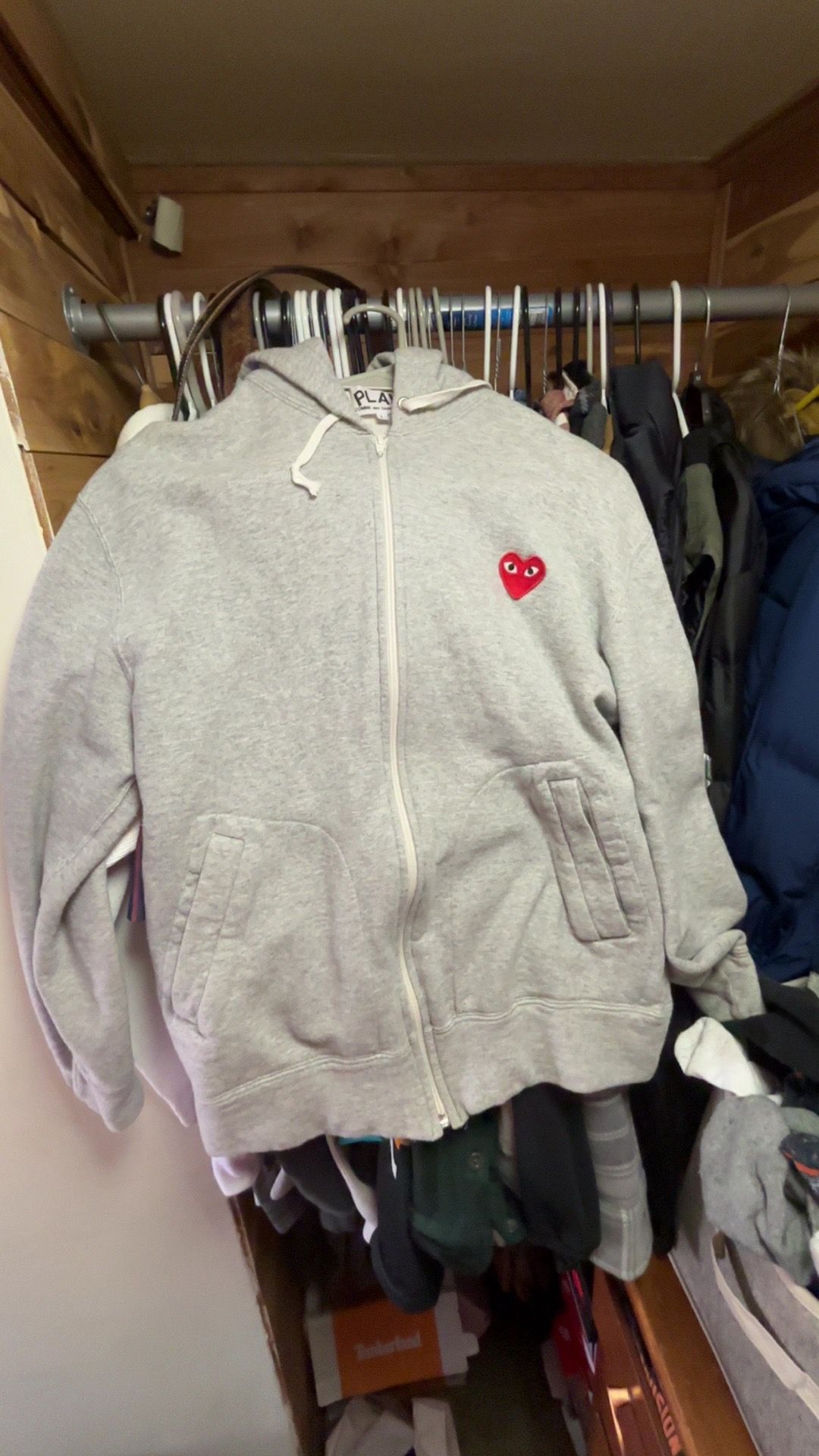 Commended garçon jacket ( designer, Nike, Jordan, Bape, supreme, retros)
