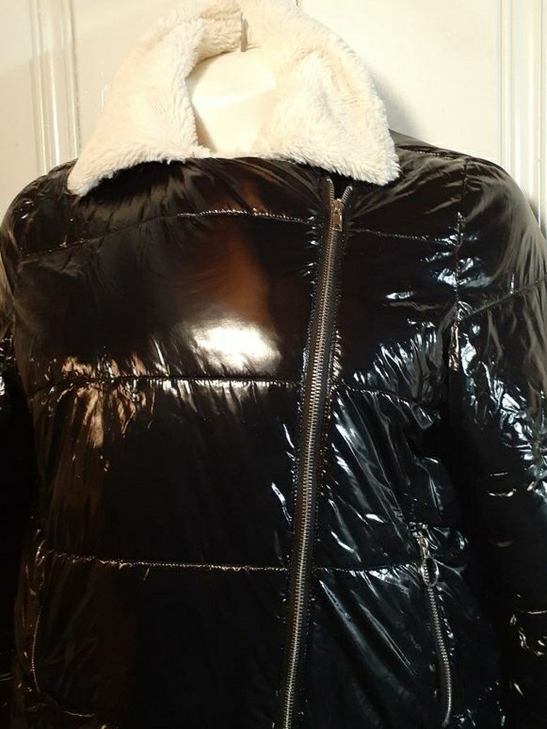 FOREVER 21 black coat