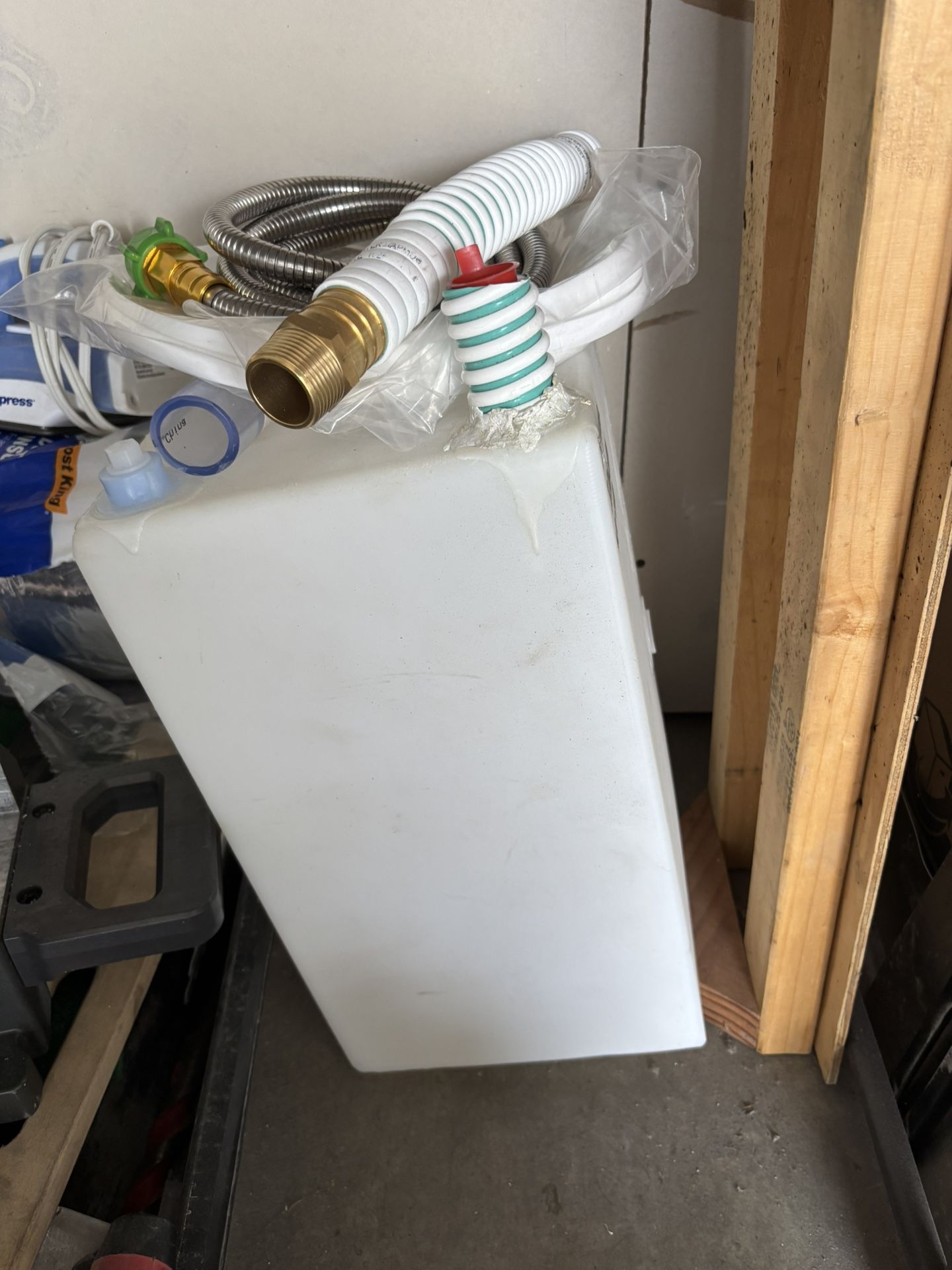 Fresh water tank for rv, boat