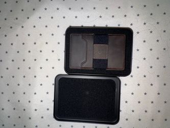Groove wallet