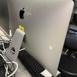 Imac 21.5-inch late 2013  I5 @2.7 ghz 8GB RAM  500 GB SSD  macOs Catalina Version  10.15.7