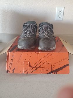 Red wing work shoes