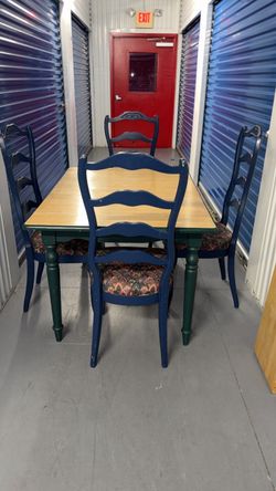 Dining Table with Extender Leaf and 4 Chairs Set