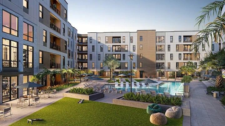 UCF SUBLEASE Available Student Housing ASAP