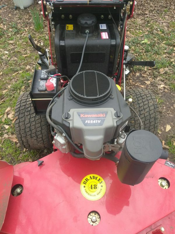 Bradley stand behind mower. 48 inch deck 24.5vhp for Sale in Shreveport