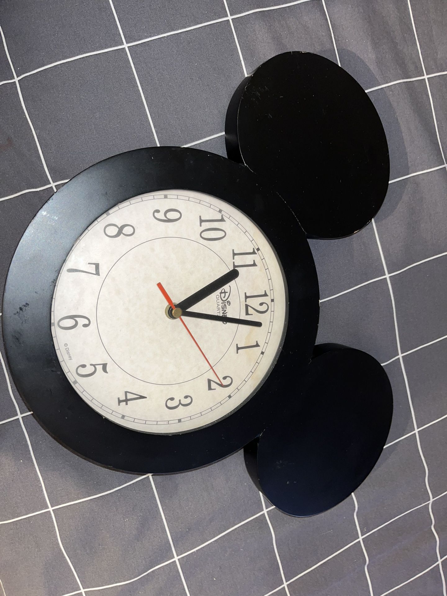MICKEY MOUSE CLOCK
