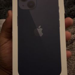 *BRAND NEW* iPhone 13  