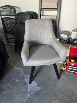 Crate and barrel desk chair
