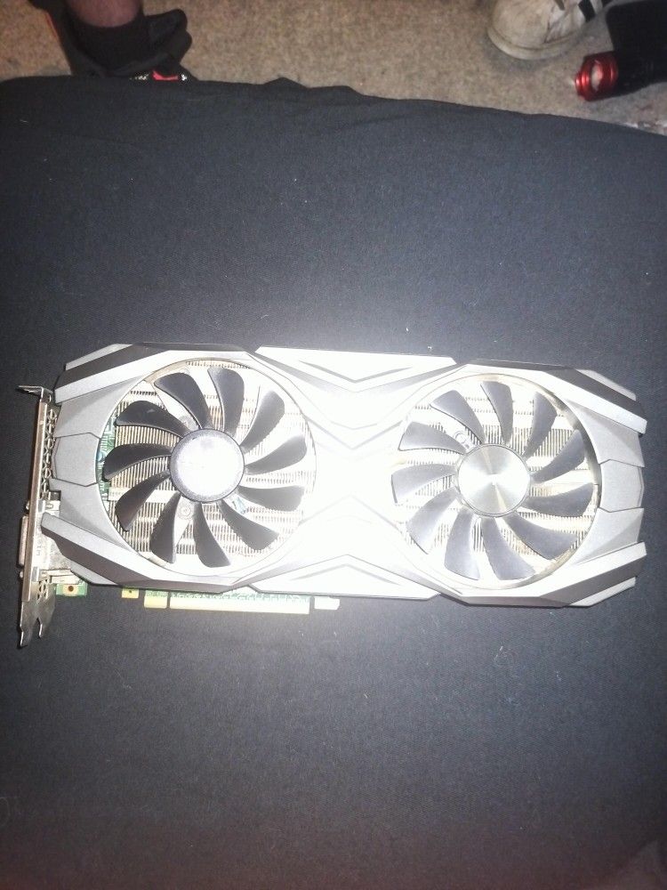 Nvidia GeForce GTX 1080 Ti Amp Edition 352-bit w/11gb DDR5 Ram Video Card