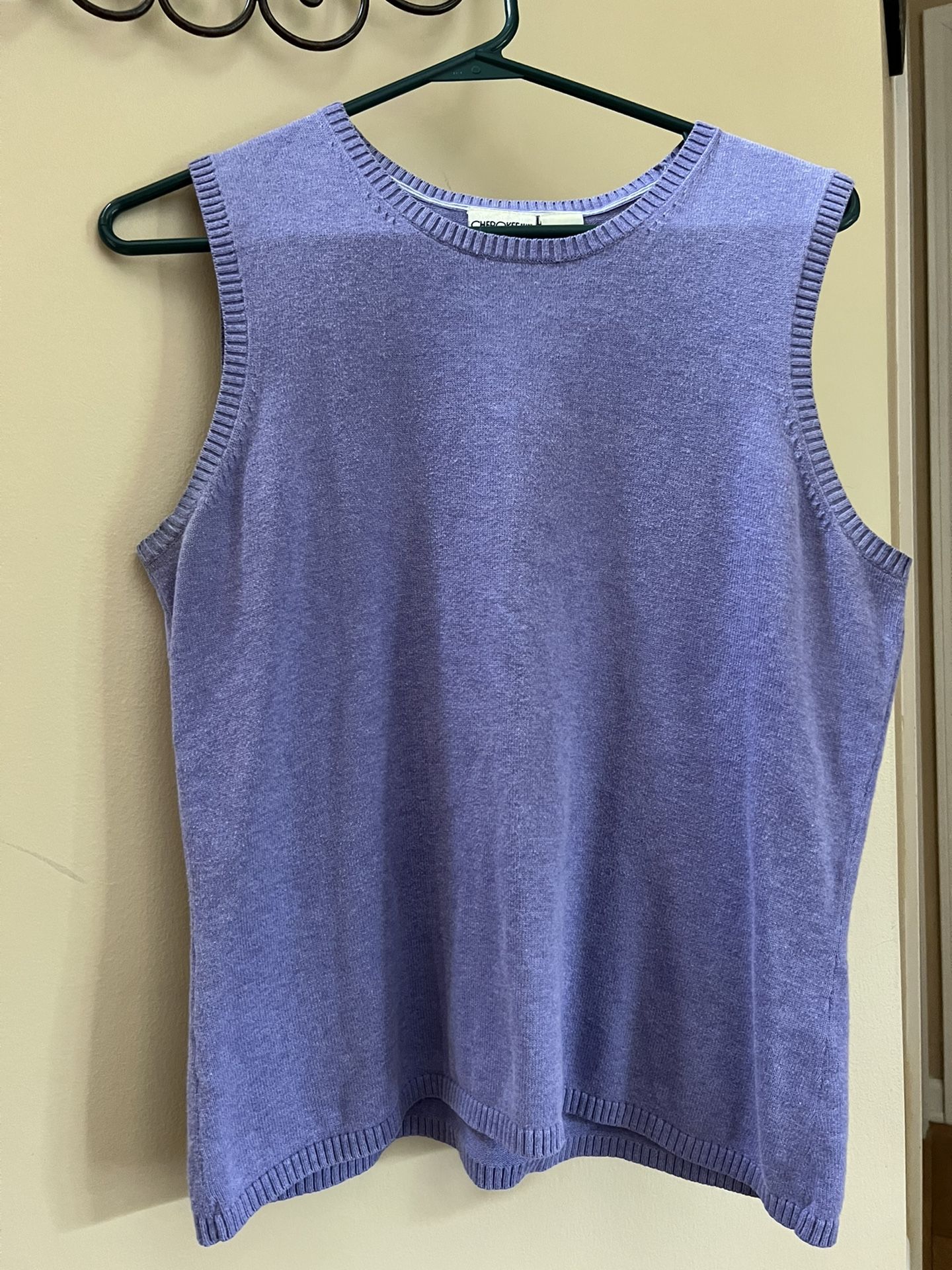 Ladies Medium Sweater Vest