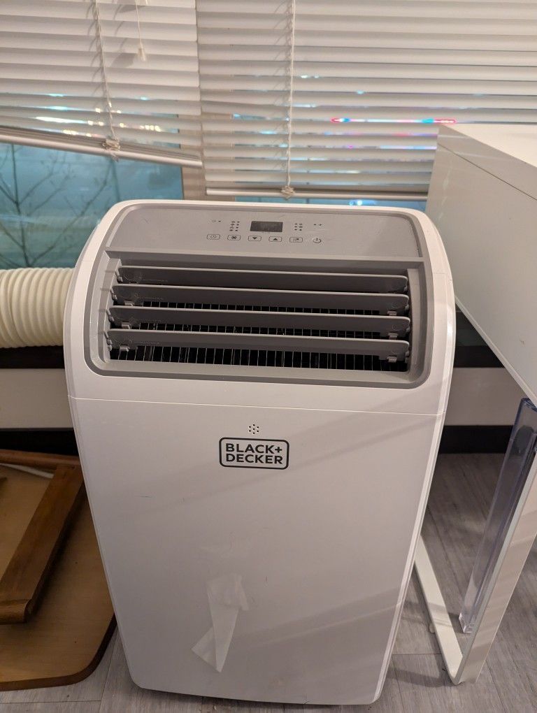 Air conditioner for 700 sq ft 14000 BTU