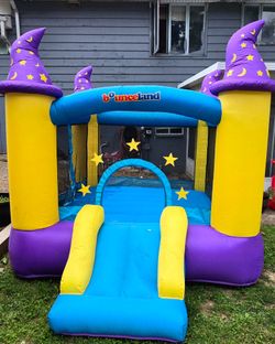 Wizard Magic Bounce House