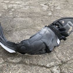 2014 / 2016 Toyota Corolla Left Driver Side Fender Liner OEM 