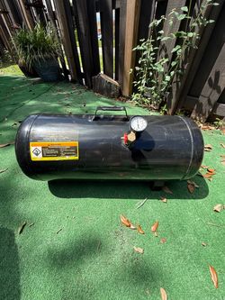 Air tank