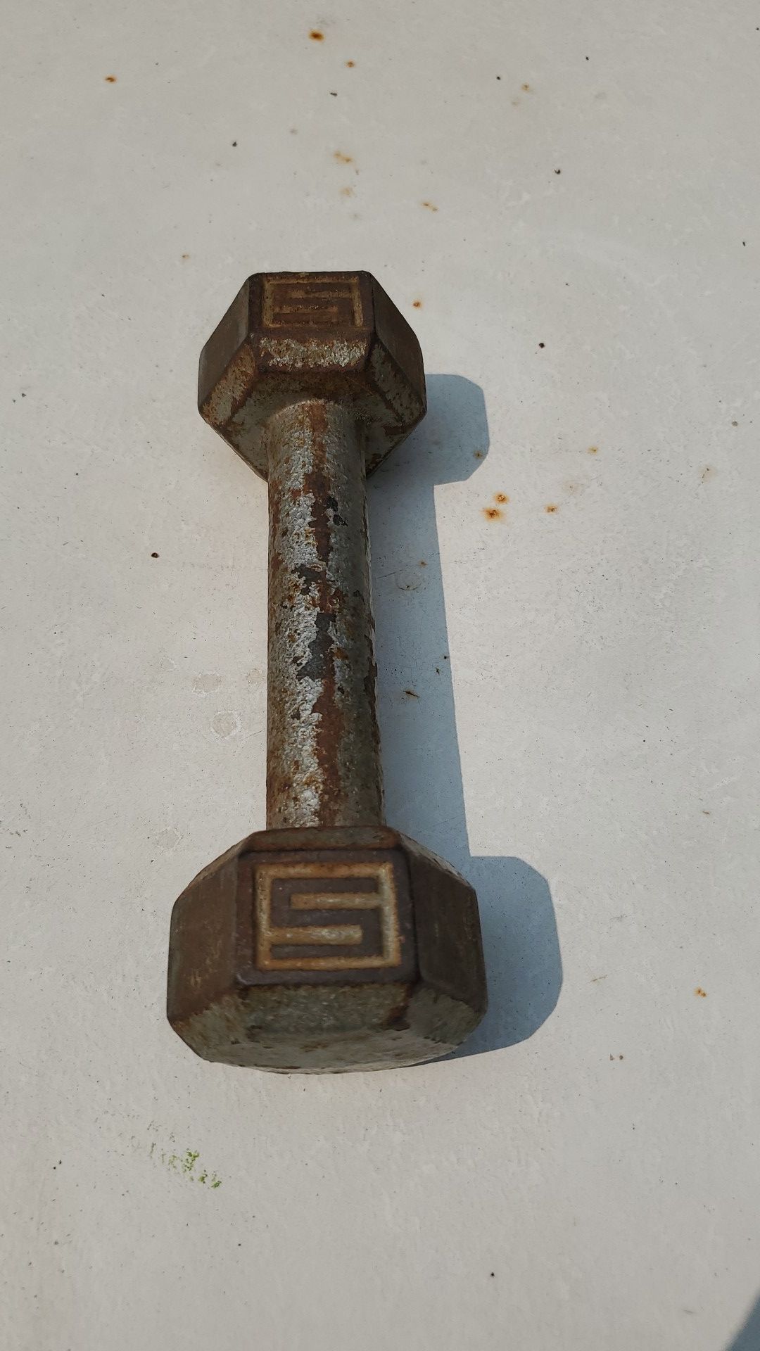 Dumbbell