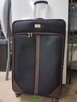 London Fog luggage