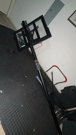 Basketball hoop