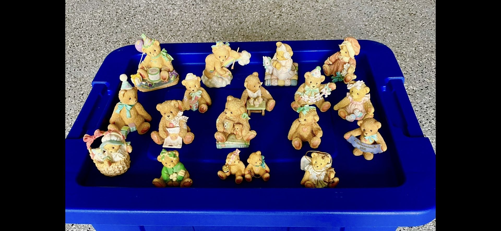 Cherished Teddies figurines , Lot of 17