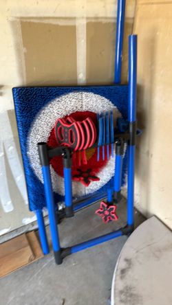 Plastic ax throwing camping toy