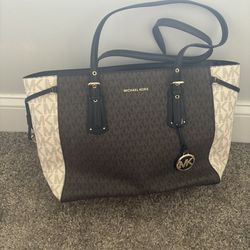 Michael Kors bag