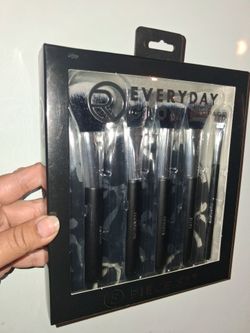 makeup brushes