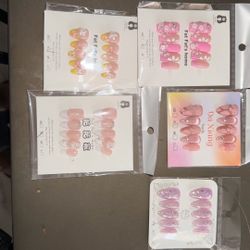 Small Size Beautiful Press On Nails 